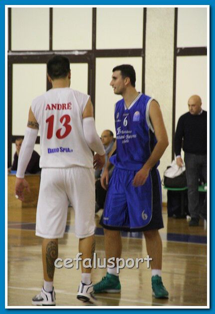 121223 Aquila 217_tn.jpg